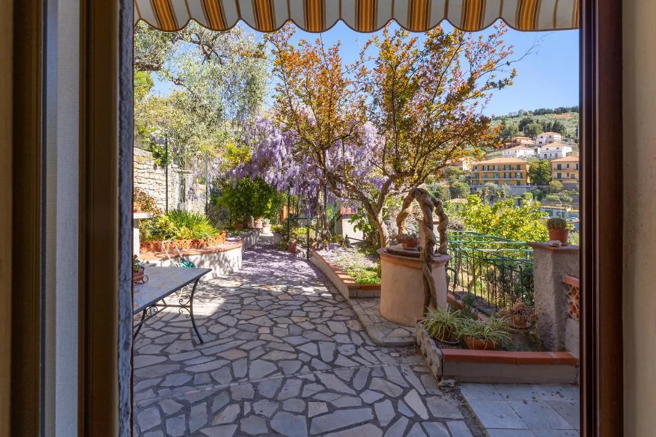 Villa Belvedere Imperia 0*,